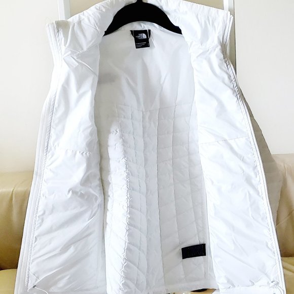 TNF WOMEN’S THERMOBALL ECO JACKET - Picture 3 of 6